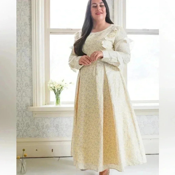 Ivy and Co Leighton dress size M - Picture 2 of 10